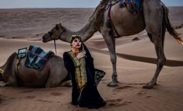 Desert Camel Safari in Wahiba Sands