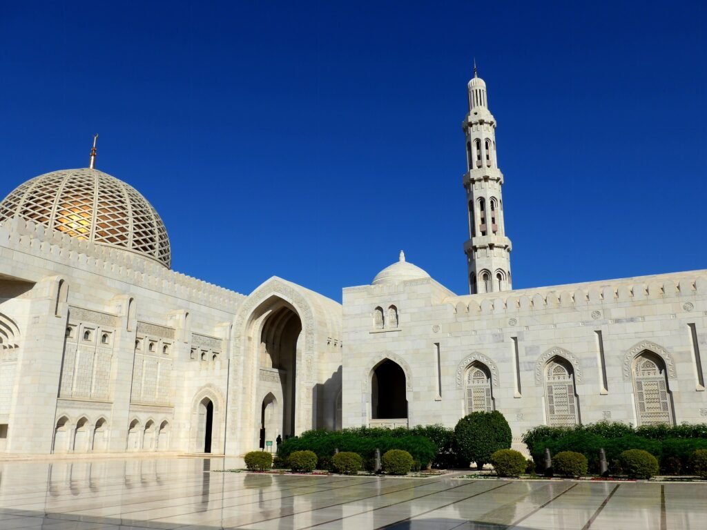Exploring the Best of Muscat: A Captivating Half-Day Tour